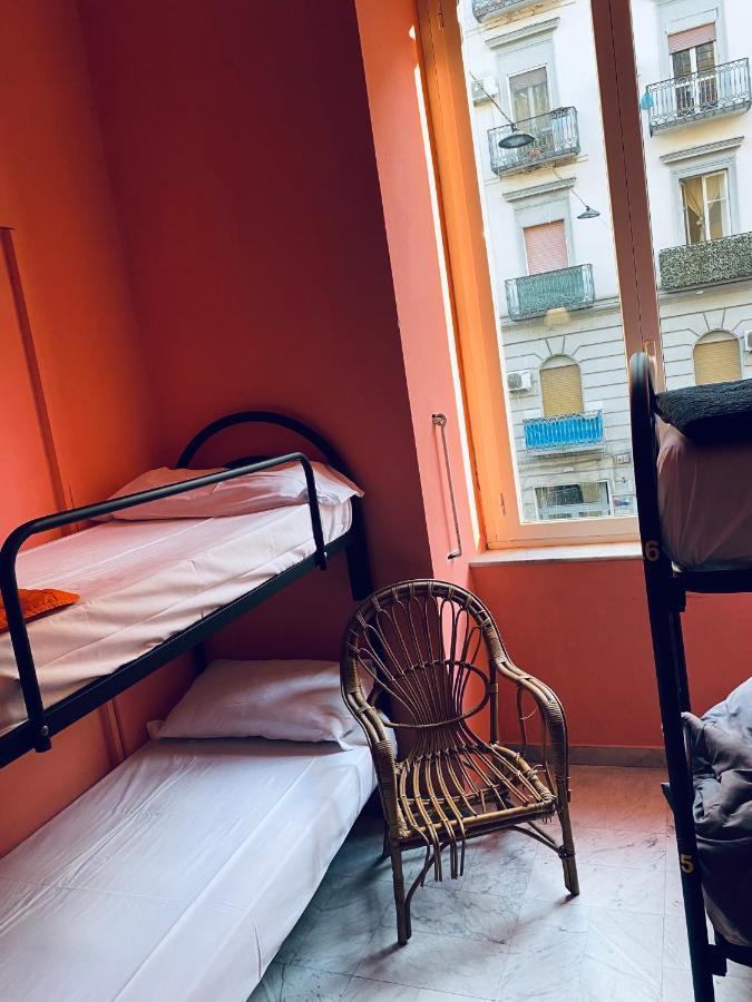 Dama Hostelbb Neapel