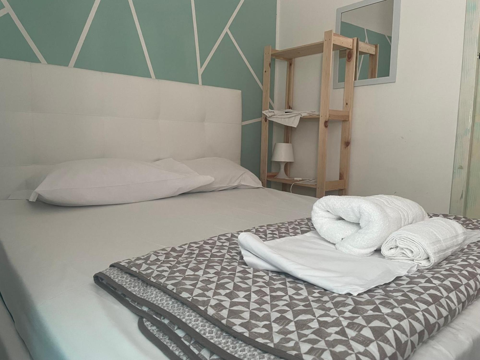 Dama Hostelbb Hostal *